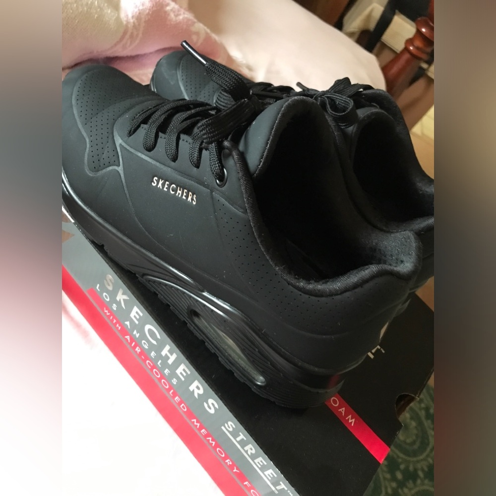 Women’s Matte Black Skechers